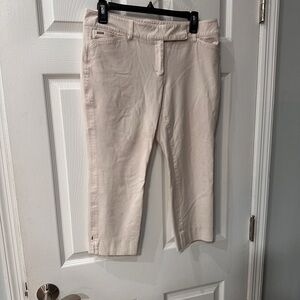 White House Black Market Cream Cropped Pants